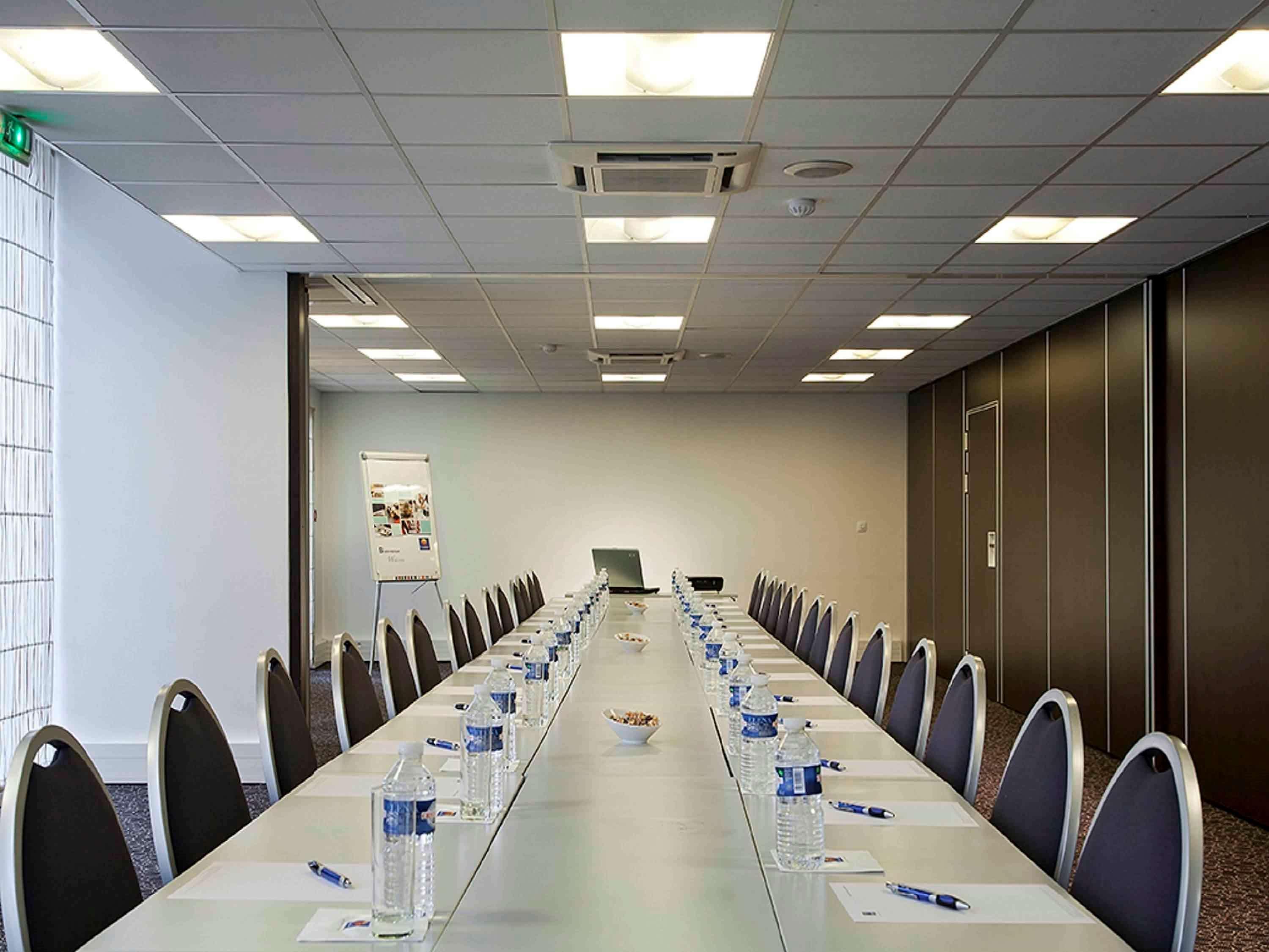 Hotel Saint-maur Creteil 3*